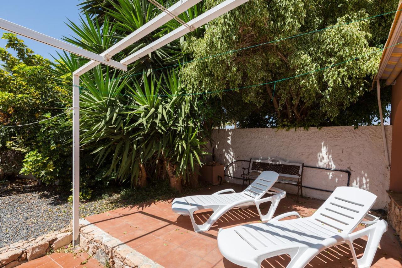 Home2Book Quiet Villa With Private Pool Triquivijate 외부 사진