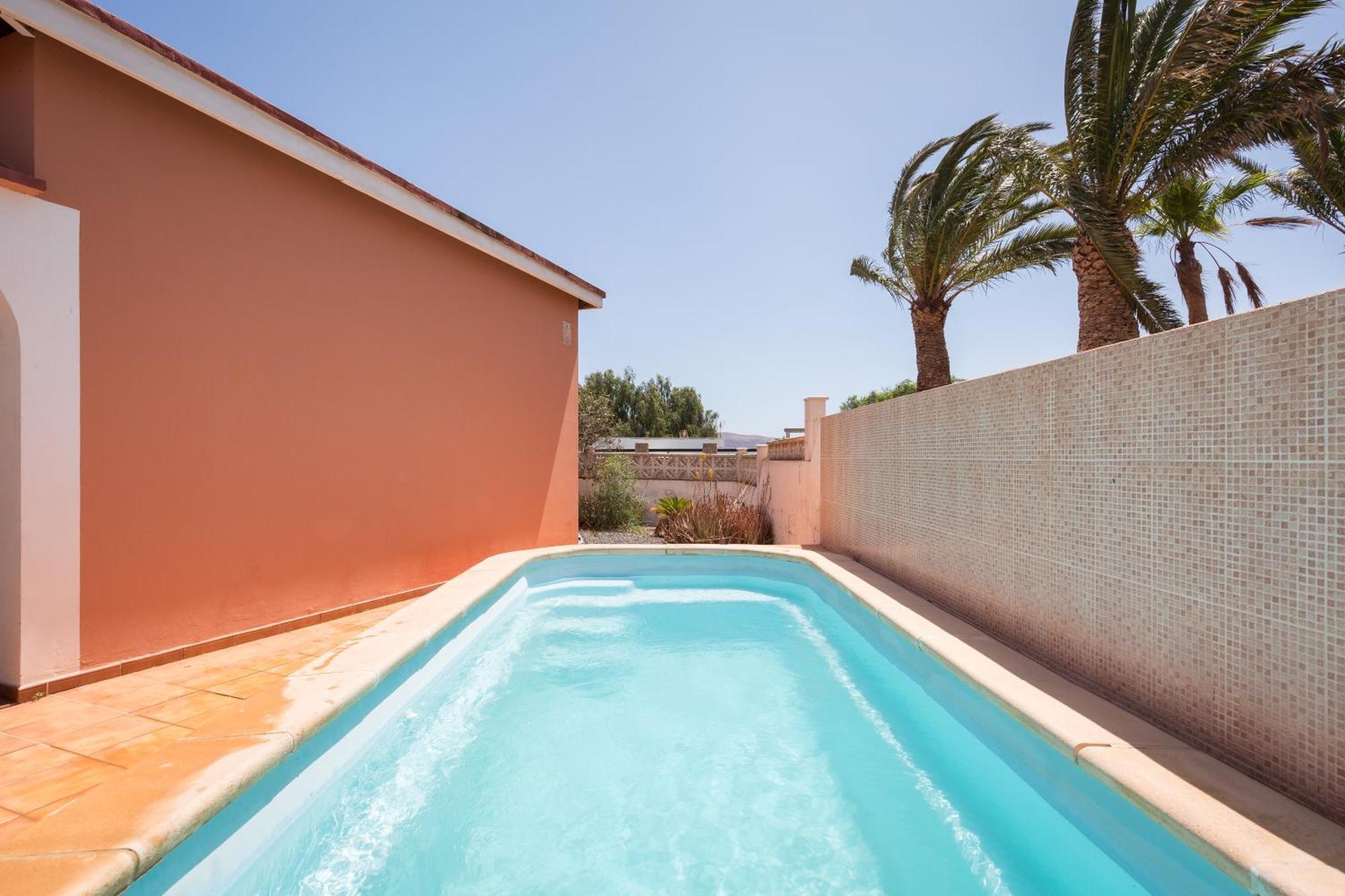 Home2Book Quiet Villa With Private Pool Triquivijate 외부 사진